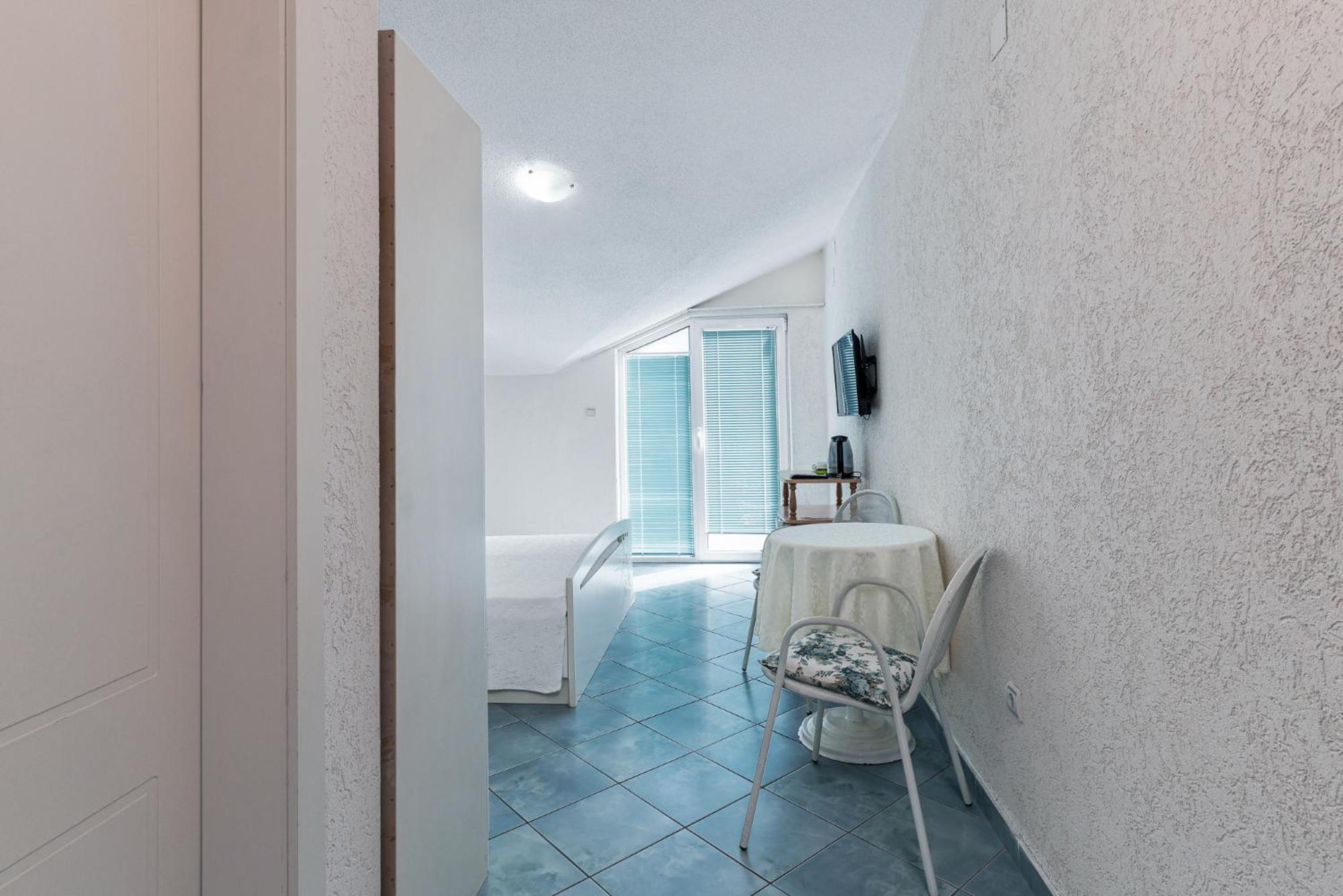Sun Guest House بودفا المظهر الخارجي الصورة