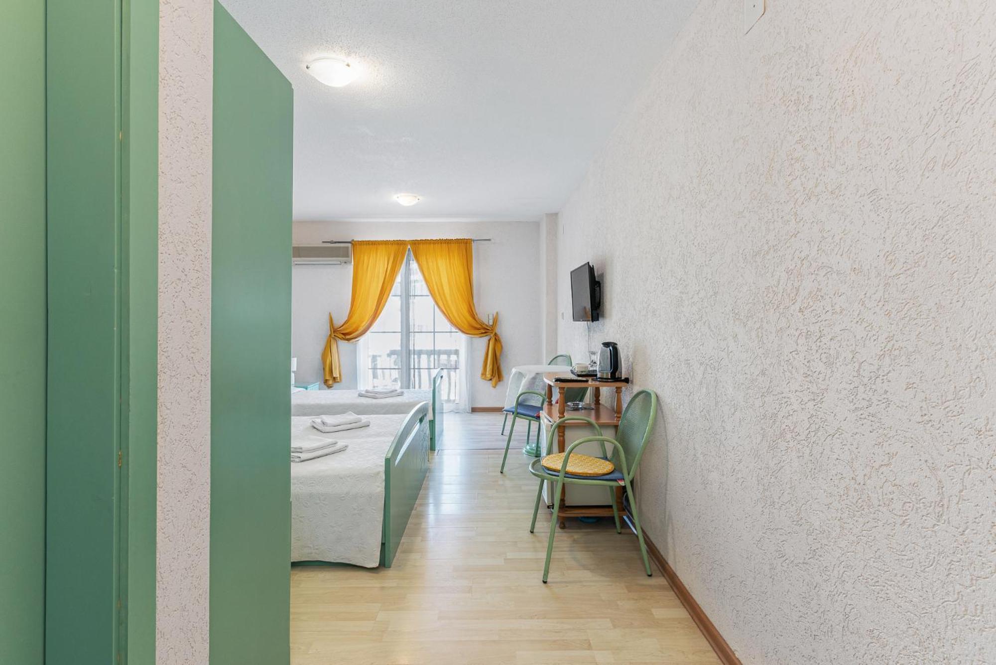 Sun Guest House بودفا المظهر الخارجي الصورة