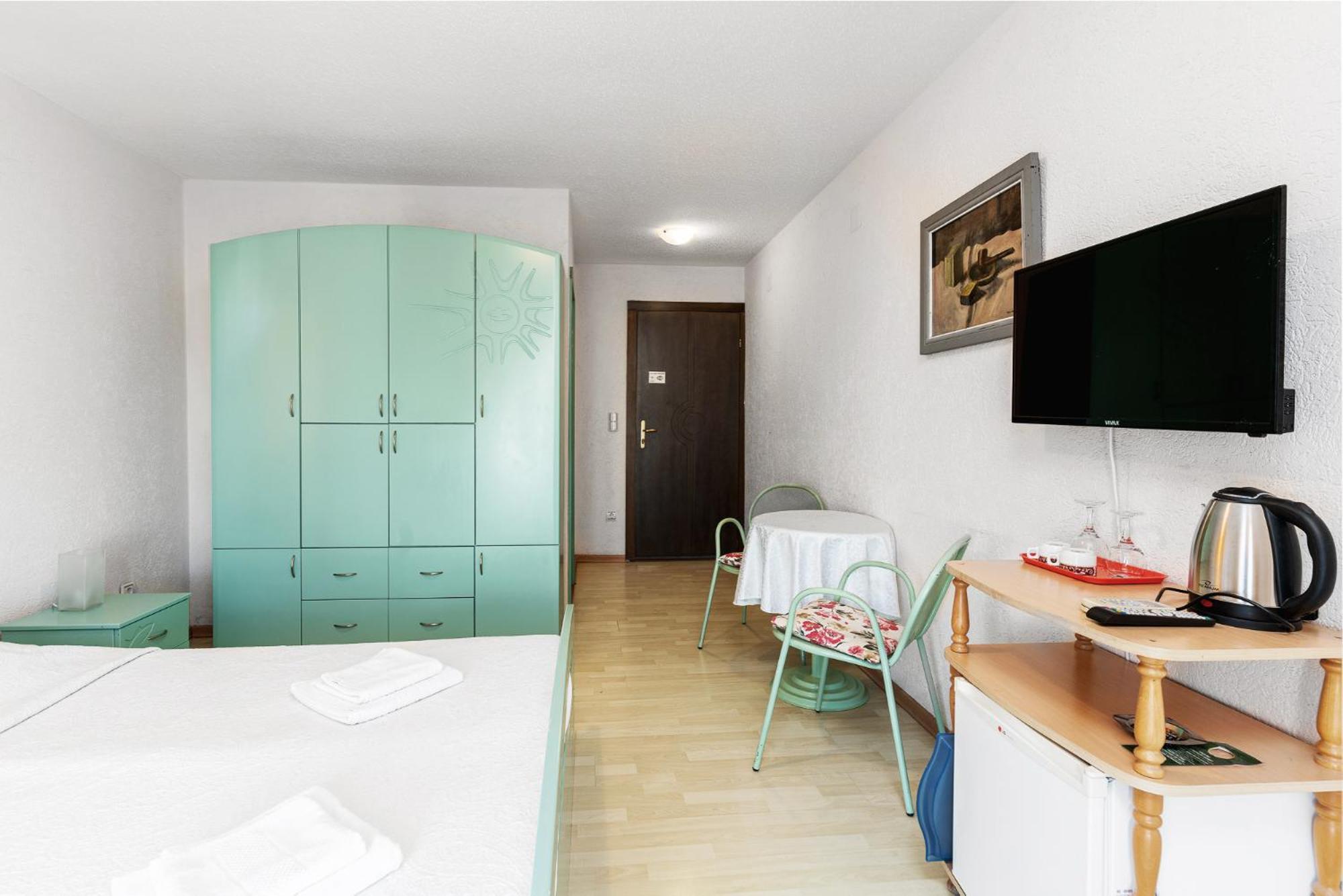 Sun Guest House بودفا المظهر الخارجي الصورة