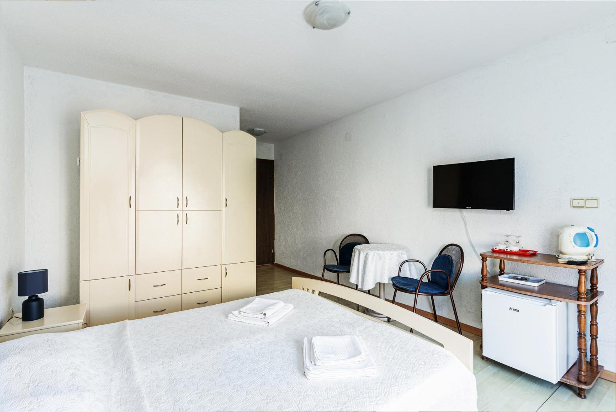 Sun Guest House بودفا المظهر الخارجي الصورة