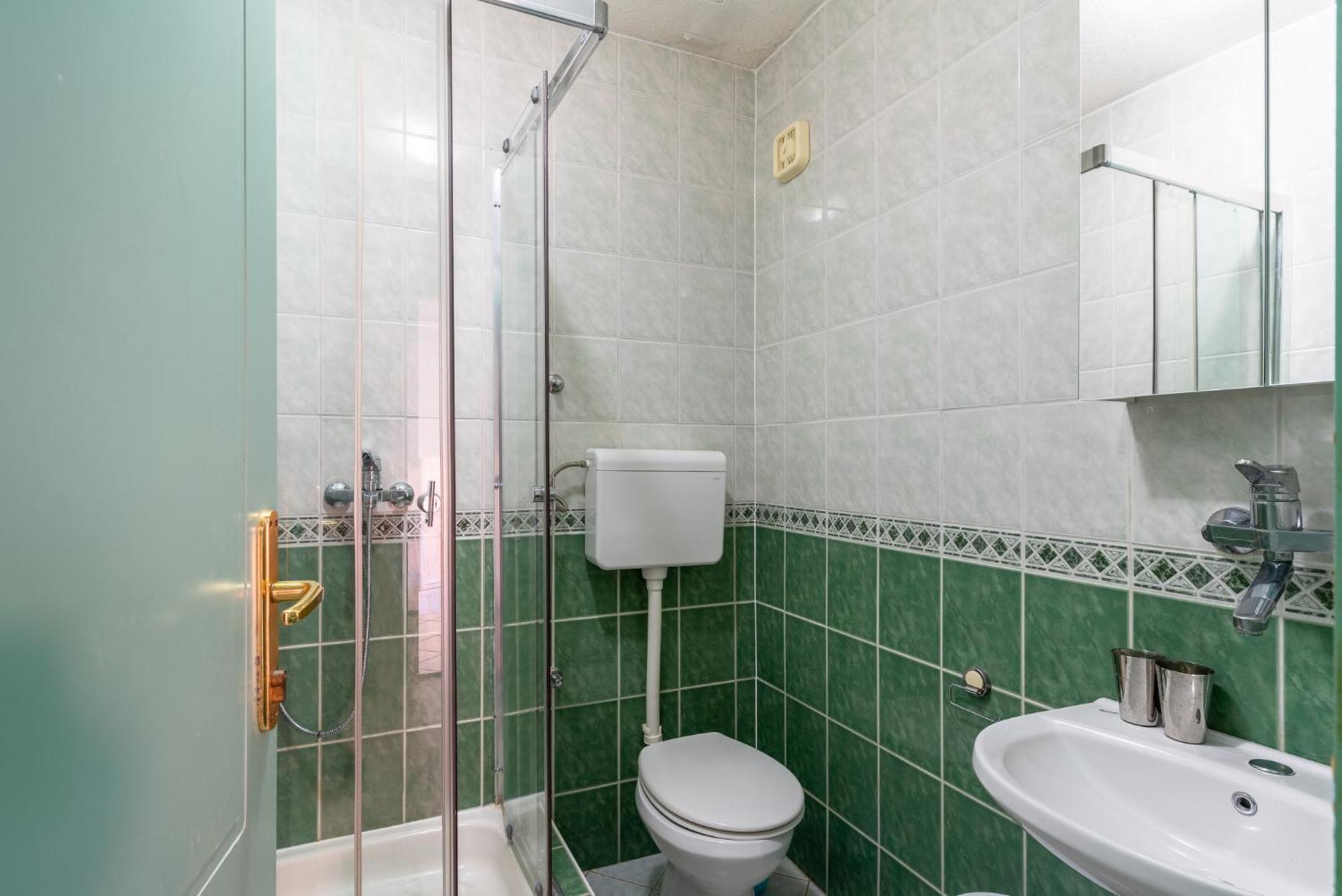 Sun Guest House بودفا المظهر الخارجي الصورة