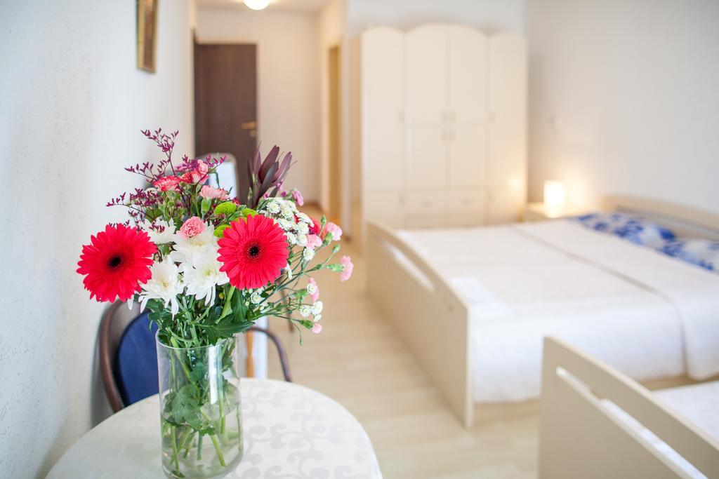 Sun Guest House بودفا الغرفة الصورة